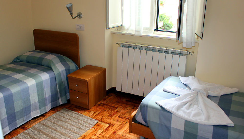 Pensión Casa Per Ferie Beato Rosaz Roma