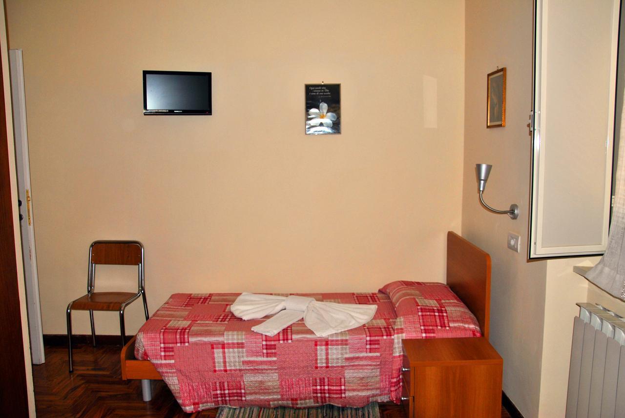 Casa Per Ferie Beato Rosaz Pensión 3*