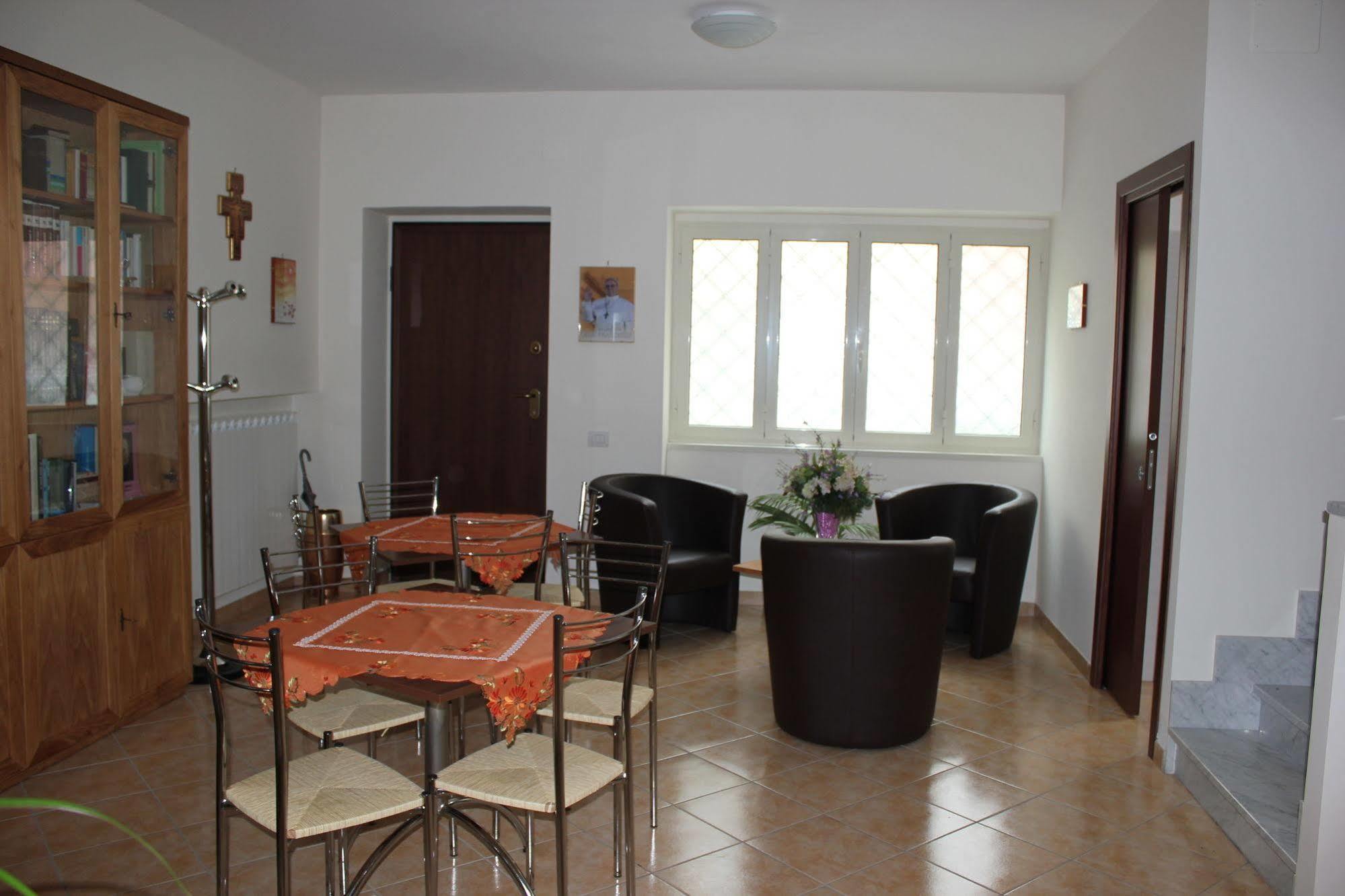 Pensión Casa Per Ferie Beato Rosaz