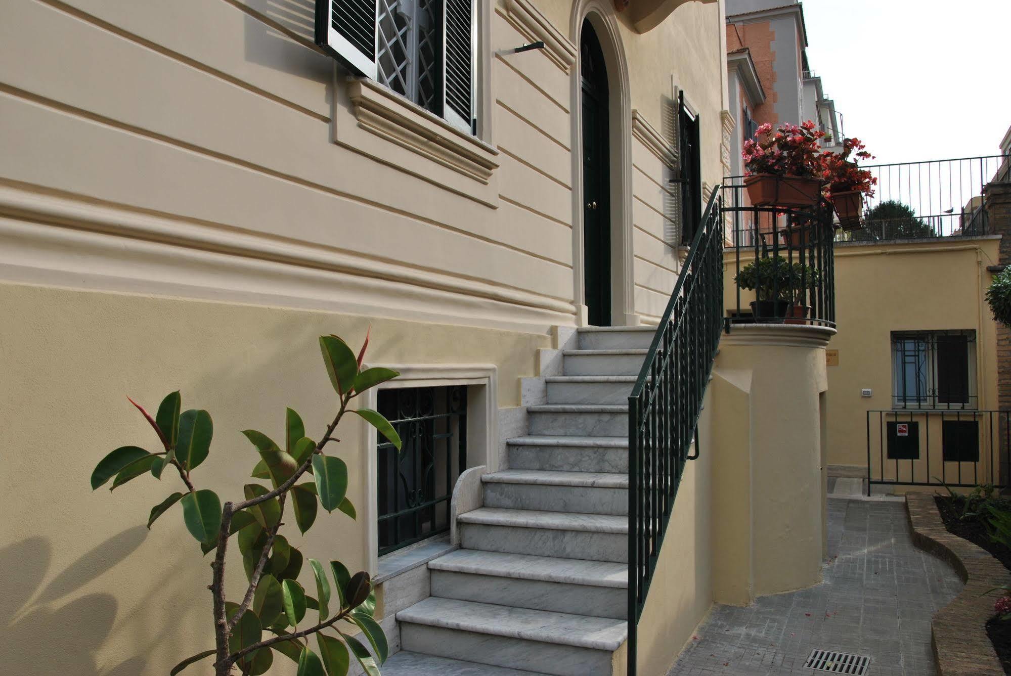 Casa Per Ferie Beato Rosaz 3* Rom