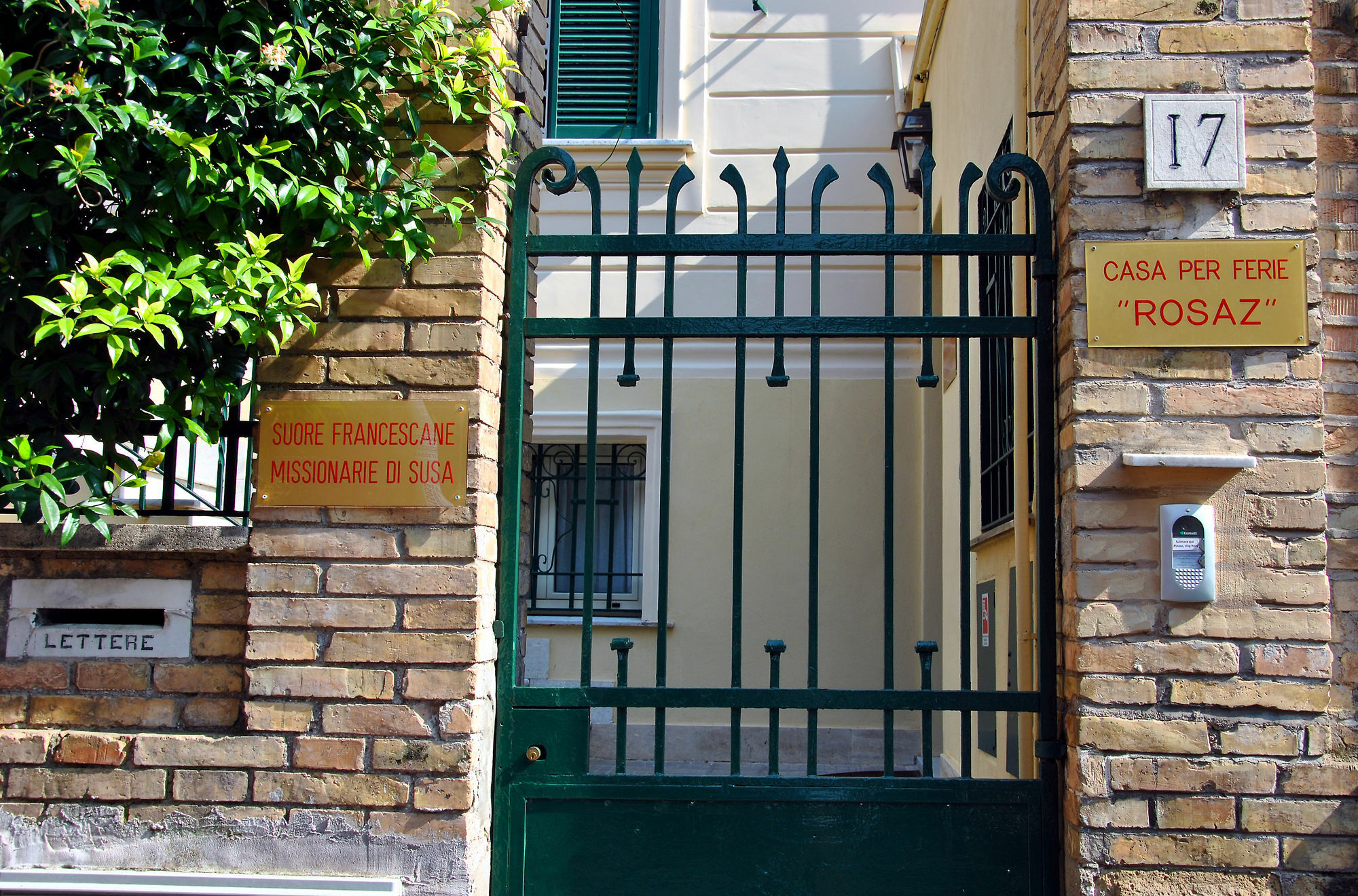 Casa Per Ferie Beato Rosaz Pensión Roma