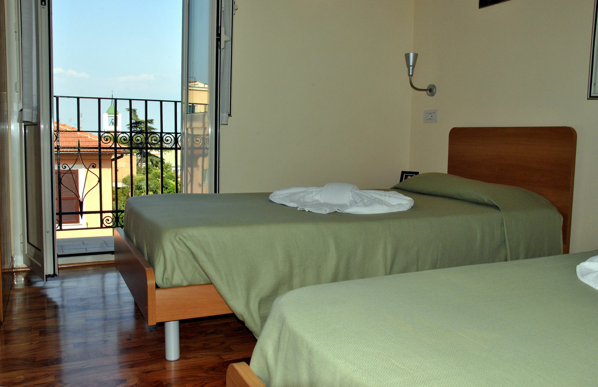 Casa Per Ferie Beato Rosaz Pensión