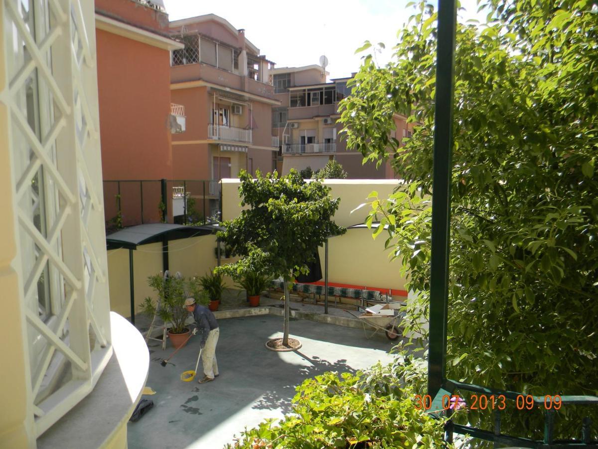 Pensión Casa Per Ferie Beato Rosaz Roma